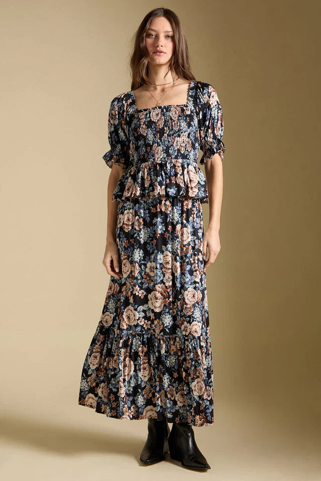 A Weekend Wardrobe with Room to Breathe