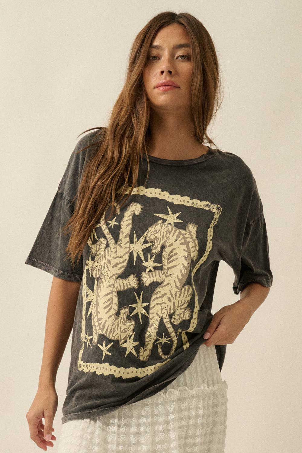 Promesa USA - Tigers and Stars Vintage-Wash Oversized Graphic Tee view 3